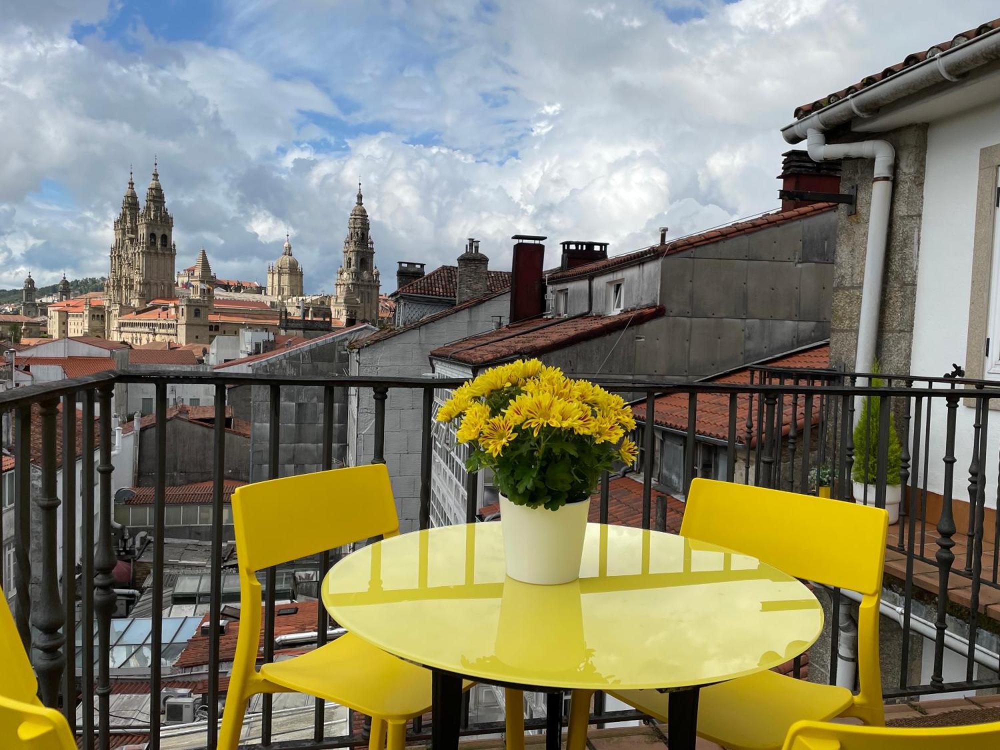 Yellow Home Santiago de Compostela Exterior foto