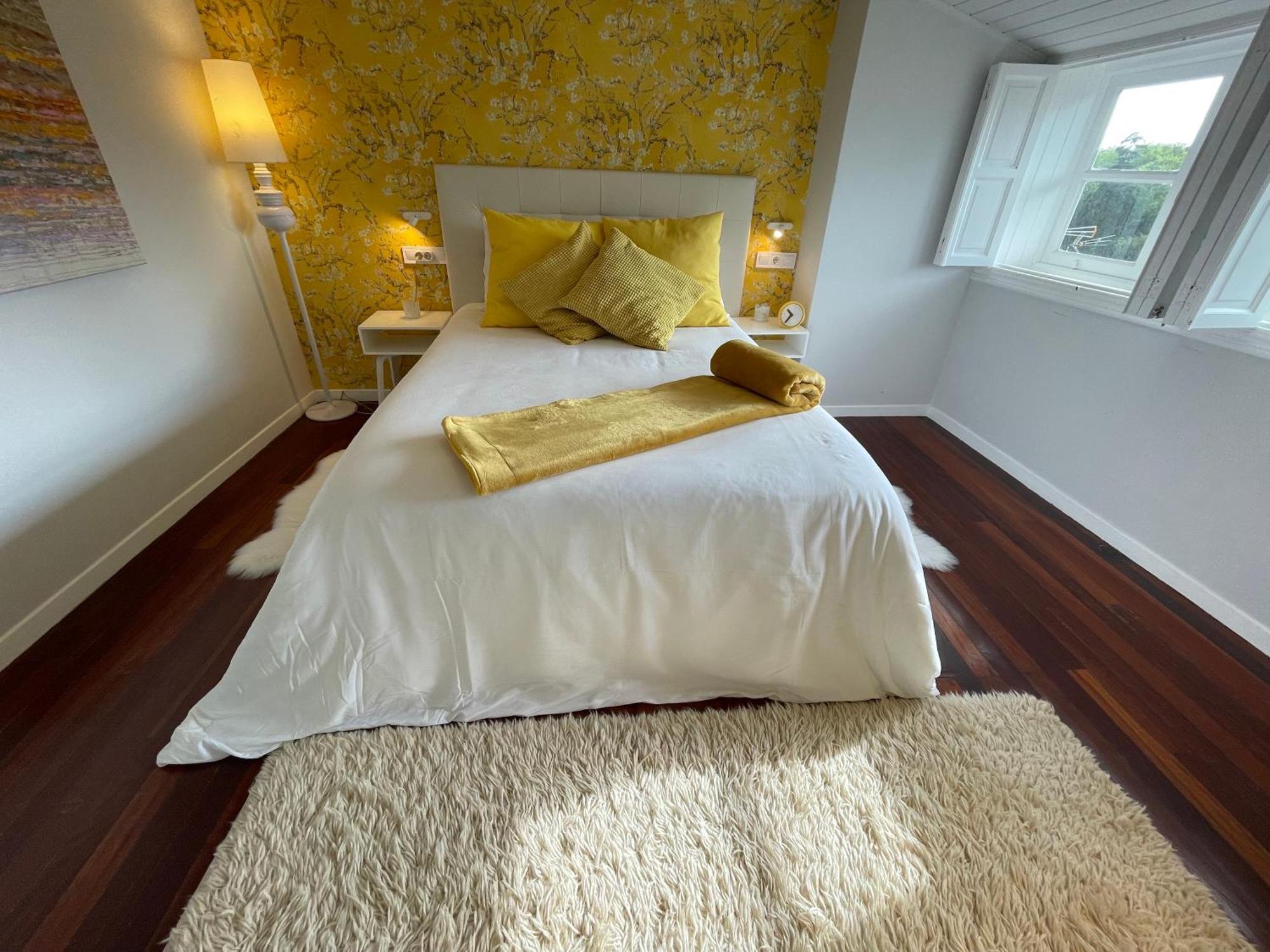 Yellow Home Santiago de Compostela Exterior foto