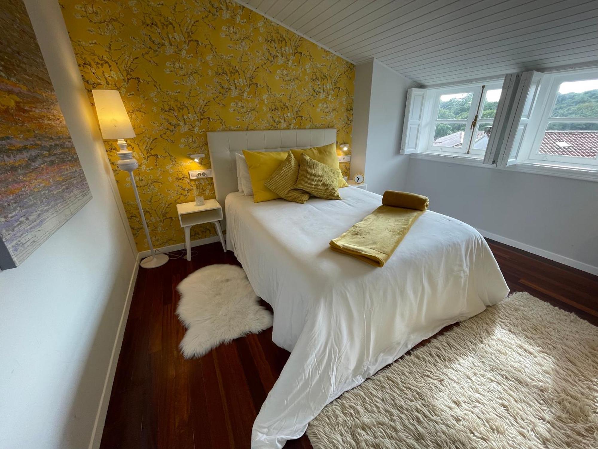 Yellow Home Santiago de Compostela Exterior foto